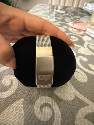 Reloj Lotus Dorado y Plateado