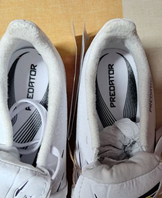 Botas Fútbol Adidas Predator League Talla 32. NUEV