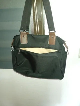 Bolso de hombro negro