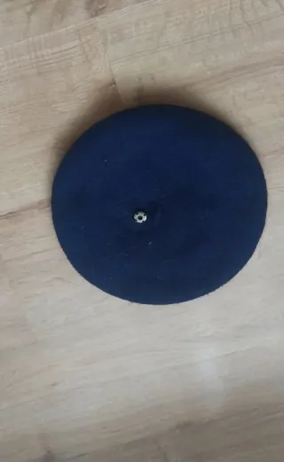 Boina niña pompón azul