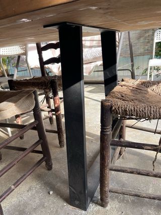 Mesa de madera maciza