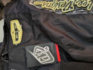 Conjunto Moto Troy Lee Designs sin estrenar