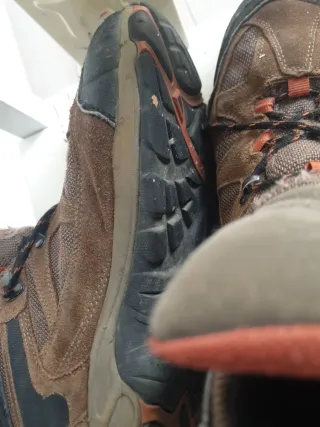 Botas de Montaña Hi-Tec Marrones y Naranjas