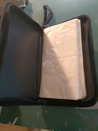 Porta CDs 64 Capacidad