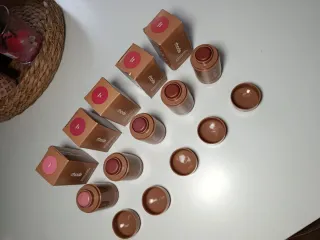 Colorete Rhode. Diferentes tonos.