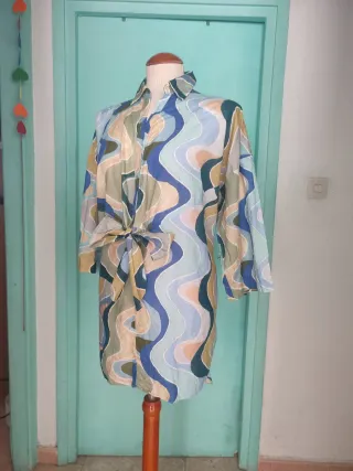 Blusa Zara oversized Estampada