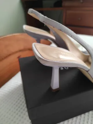 Zapatos destalonados Uterqüe