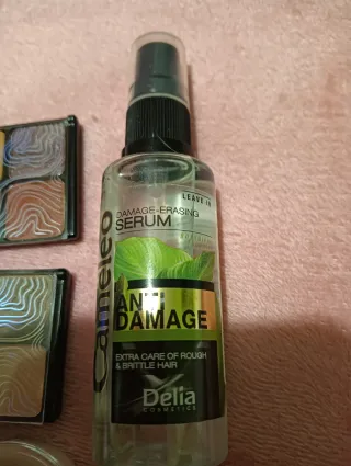 Pack Maquillaje Delia: Sombras y Colorete