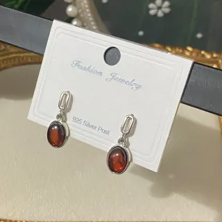 Pendientes de Granate natural