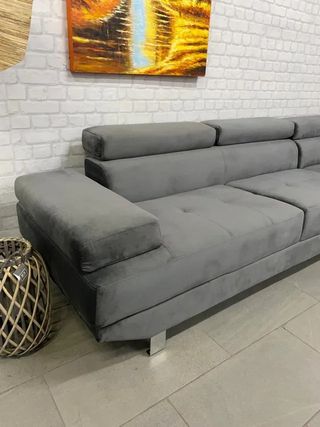 Sofá-rinconera en gris terciopelo