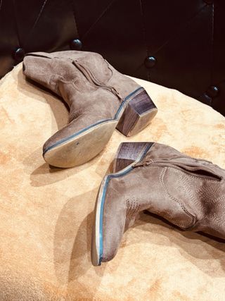 Botines Marrones con Cremallera