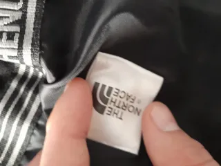 Cortavientos The North Face Negro