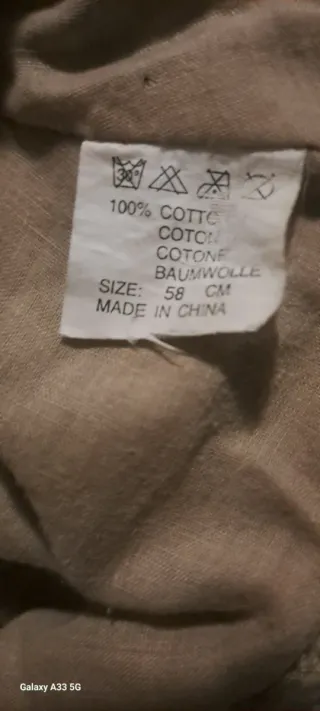 Cappello pescatore beige con stampa