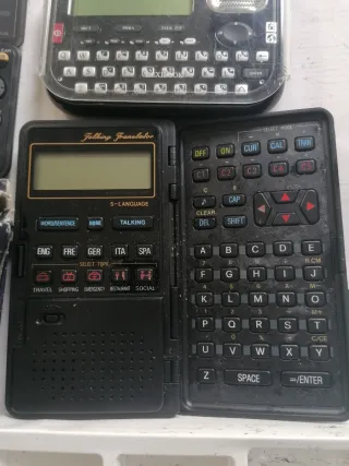 Calculadora Electrónica Traductora