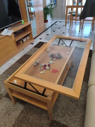 Muebles salón y mesa modernos con luces