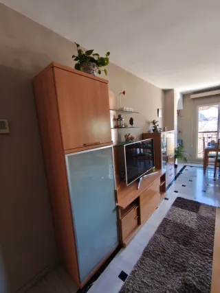 Muebles salón y mesa modernos con luces