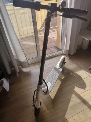 Patinete Eléctrico Blanco