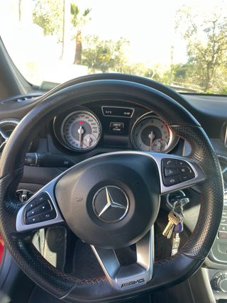 Mercedes-Benz Clase CLA 2015
