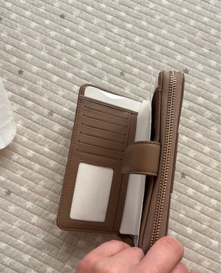 Cartera TOUS Beige con Logo y Estampado