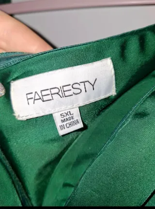 Vestido largo verde drapeado