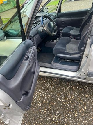 Renault Espace III 2000 2.2Dci