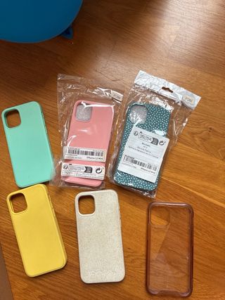 iPhone 12 mini 256GB + 6 fundas