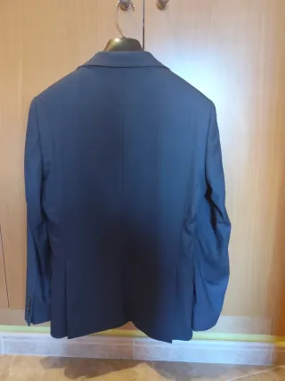 Traje de hombre azul