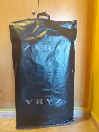 Traje de hombre azul