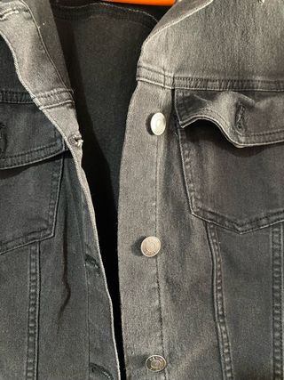 Chaqueta vaquera negra
