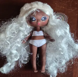 2 Bambole Na Na Na Surprise!