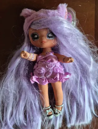 2 Bambole Na Na Na Surprise!