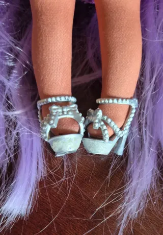 2 Bambole Na Na Na Surprise!