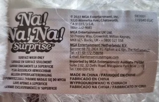 2 Bambole Na Na Na Surprise!