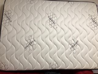 Colchón Carbono 135x190x23  Base Laminada LoMonaco