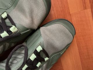 Zapatillas. K-Swiss. Talla 42. Verde caqui.