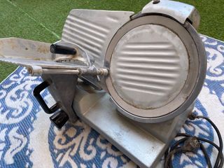 Cortafiambres profesional meat slicer