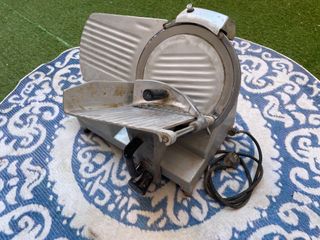 Cortafiambres profesional meat slicer