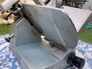 Cortafiambres profesional meat slicer