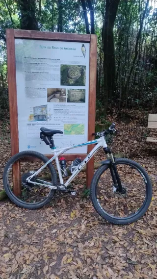Bicicleta de montaña GT Karakoran