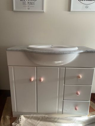 Mueble de lavabo mármol y madera