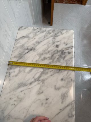 Mueble baño mármol y taburete