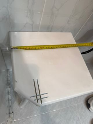Mueble baño mármol y taburete