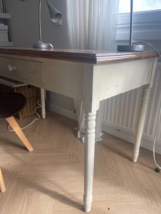 Escritorio y Silla Marrón/Blanco