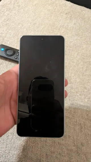 Móvil con 94% de capacidad de batería está nuevo