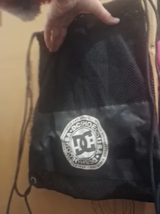 Bolsa deportiva Vans, Skechers y DG