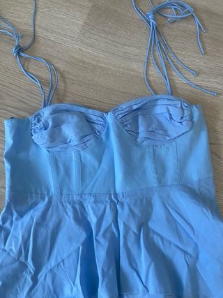 Top bustier azul con tirantes