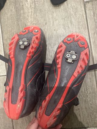 Zapatillas Ciclismo Negras Talla 42. Muy poco uso.