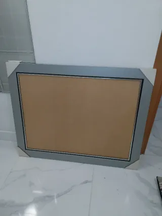 Marco de fotos gris y plata