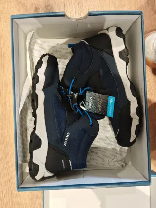 Botas de monte Geox J Magnetar Boy B ABX