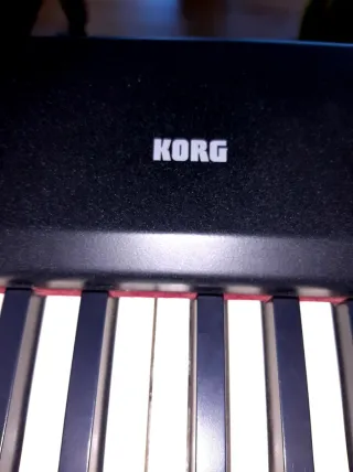 Piano KORG SP200
